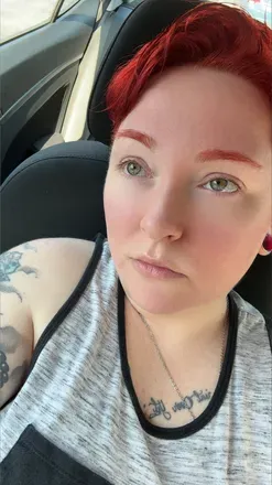 OnlyFans cuenta tattooedsubwife avatar 1