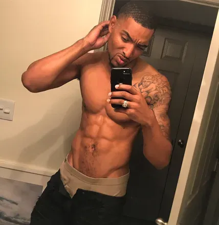 OnlyFans cuenta d_i_vine avatar 1