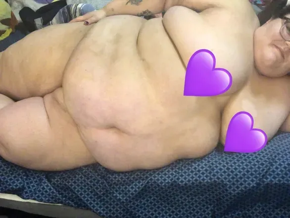 OnlyFans cuenta princessnoellehughes header 2