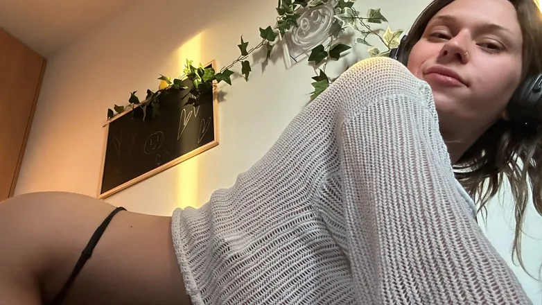 OnlyFans account  tslars header 2