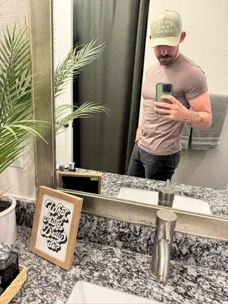 OnlyFans cuenta ggh_09 avatar 1