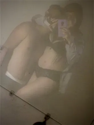 OnlyFans cuenta couple_echangisme avatar 1