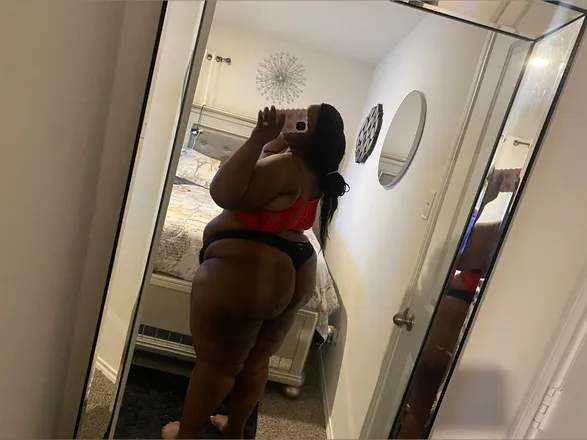 OnlyFans cuenta missypooh99 header 2