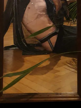 OnlyFans cuenta u214010022 header 2