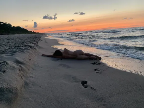 OnlyFans cuenta mmminnie header 2