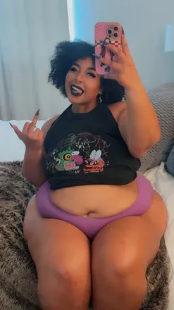 OnlyFans cuenta cheybbxxx avatar 1
