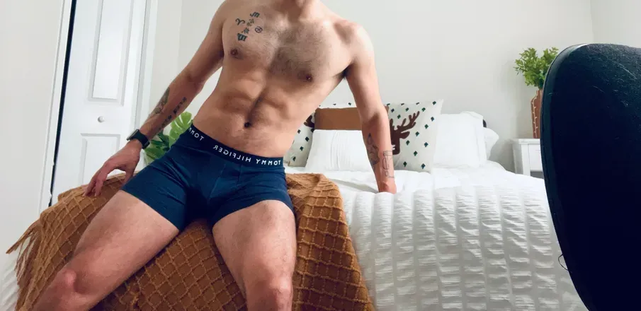 OnlyFans cuenta xclusiv3 header 2