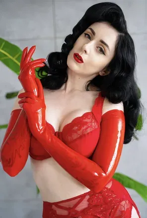 OnlyFans of ellie_mouse_free
