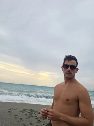 OnlyFans cuenta dutyfree31 avatar 1