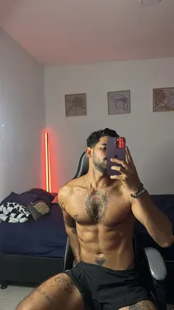 OnlyFans cuenta subordinad2 avatar 1