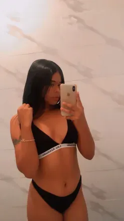 OnlyFans cuenta karinamyers00 avatar 1