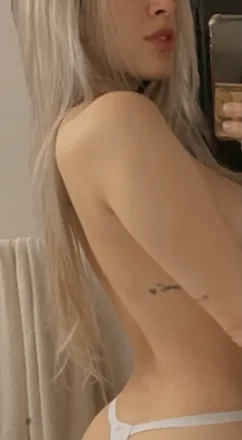 OnlyFans cuenta carolina.pb header 2