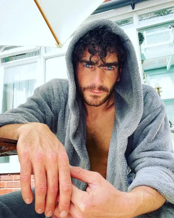 OnlyFans cuenta regico header 2
