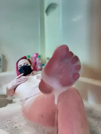 OnlyFans cuenta also_momalorian header 2