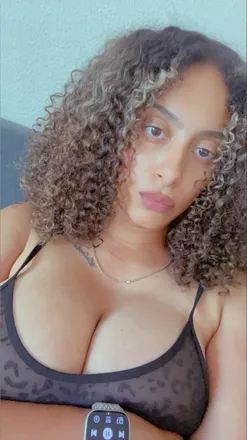 OnlyFans cuenta mistresscamilla header 2