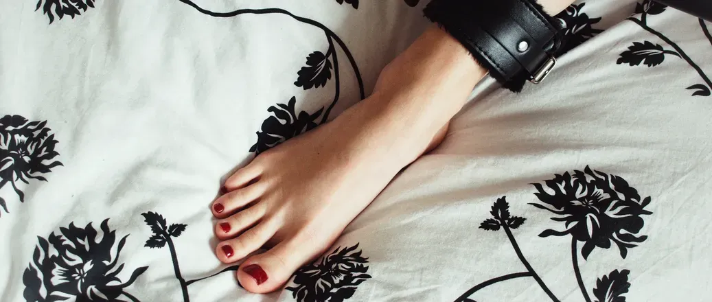 OnlyFans account  graceful.soul.soles header 2