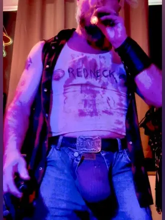 OnlyFans cuenta redneckcigarperv avatar 1