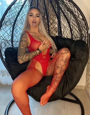 OnlyFans account  roxanavipp avatar 1