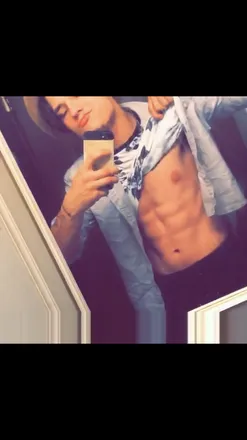 OnlyFans cuenta tiktokbooyy header 2