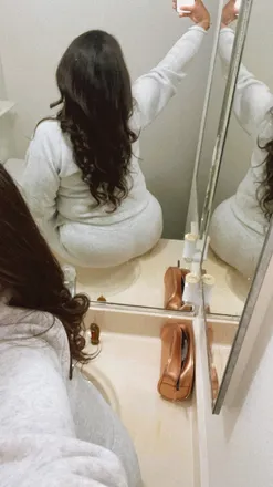 OnlyFans cuenta kari5587 header 2