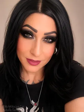 OnlyFans account  glitchkitty avatar 1