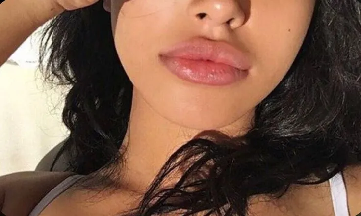 OnlyFans cuenta viviane.bruni1 header 2