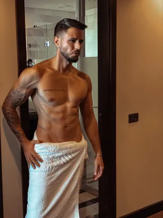 OnlyFans cuenta sharon_24fit header 2