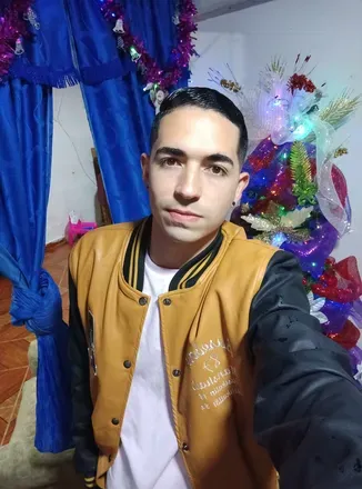 OnlyFans cuenta danielvalvarado header 2