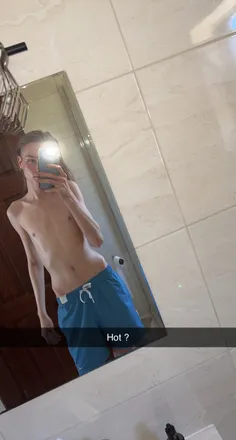 OnlyFans cuenta british.twink header 2