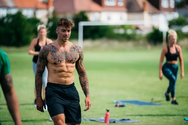 OnlyFans cuenta dude.with.tattoos header 2