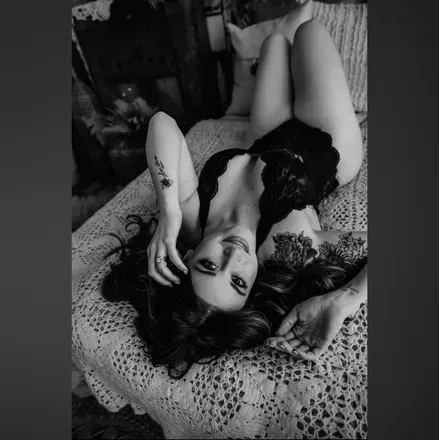 OnlyFans cuenta shannon3xox header 2