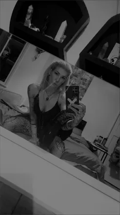 OnlyFans cuenta evilpixi3 header 2