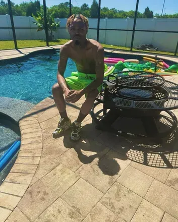 OnlyFans cuenta vito_world12 avatar 1