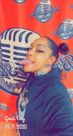 OnlyFans cuenta longtonguegoddess header 2