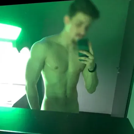 OnlyFans cuenta zephyr8 header 2
