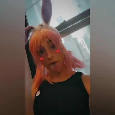 OnlyFans cuenta zoeyfembot avatar 1