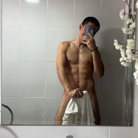 OnlyFans account  boyseason7h avatar 1