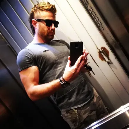 OnlyFans account  alemarkov avatar 1
