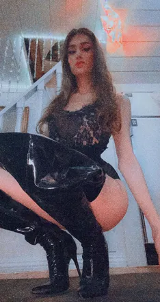 OnlyFans cuenta bellathemalak.free header 2