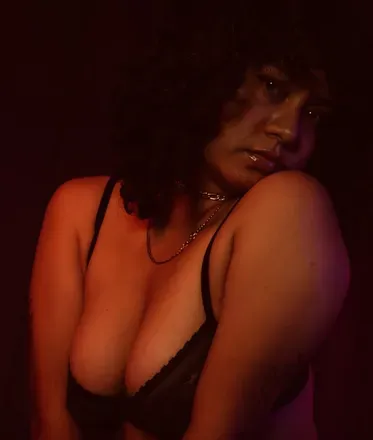 OnlyFans account  miindmischief avatar 1