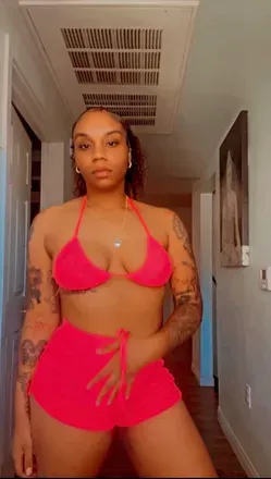 OnlyFans cuenta urfavorite_ree avatar 1