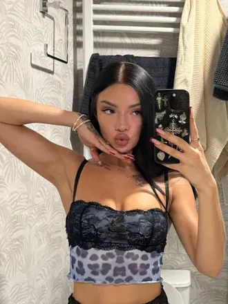 OnlyFans cuenta francie_gloom avatar 1