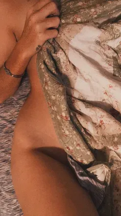 OnlyFans cuenta shelove06 header 2
