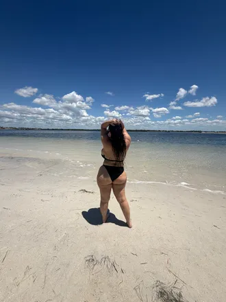 OnlyFans cuenta thatgreeneyedgirl22 header 2