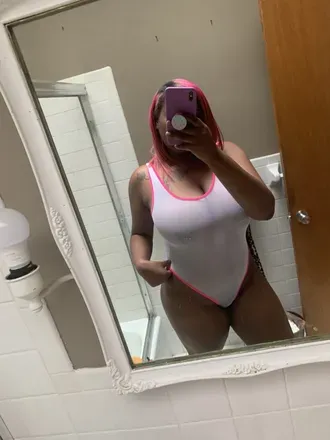 OnlyFans cuenta therealpinkie avatar 1