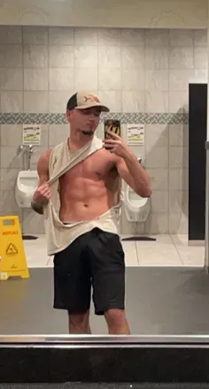 OnlyFans account  xylicgunlickson avatar 1