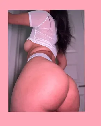 OnlyFans of miapaid1