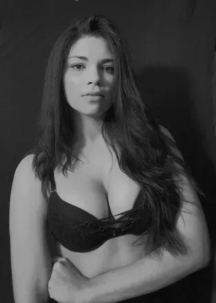 OnlyFans cuenta kiaragb header 2