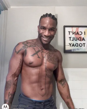 OnlyFans cuenta juanwalton2124 header 2