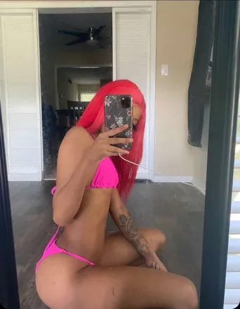 OnlyFans cuenta st0rmdoll header 2